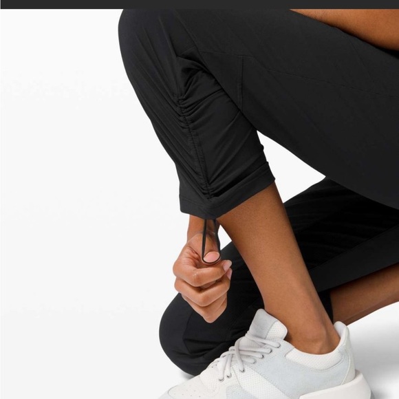 Lululemon Athletica Beyond the Studio Crop Pants in Black - Picture 3 of 10